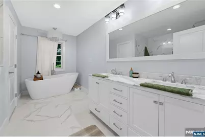 390 Prospect Street, Glen Rock, NJ 07452 - Photo 17