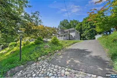 390 Prospect Street, Glen Rock, NJ 07452 - Photo 33