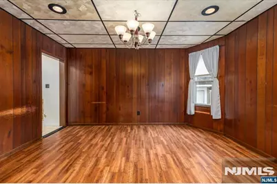 57 Sunderland Avenue, Rutherford, NJ 07070 - Photo 7