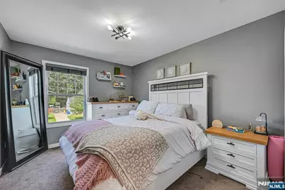 300 Graphic Boulevard, New Milford, NJ 07646 - Photo 23