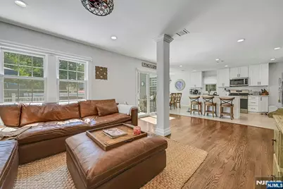 300 Graphic Boulevard, New Milford, NJ 07646 - Photo 15