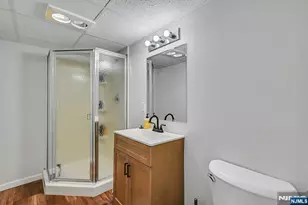 300 Graphic Blvd, New Milford, NJ 07646 - Photo 33