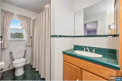 64 Tremont Terrace, Wanaque, NJ 07465 - Photo 11