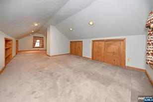 856 Ester Ave, Teaneck Township, NJ 07666 - Photo 17