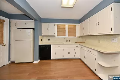 856 Ester Avenue, Teaneck Township, NJ 07666 - Photo 15