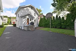 856 Ester Ave, Teaneck Township, NJ 07666 - Photo 21