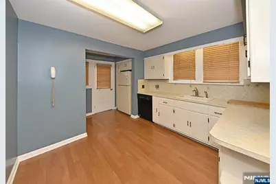 856 Ester Avenue, Teaneck Township, NJ 07666 - Photo 9