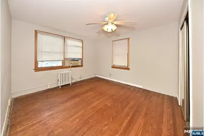 856 Ester Avenue, Teaneck Township, NJ 07666 - Photo 11
