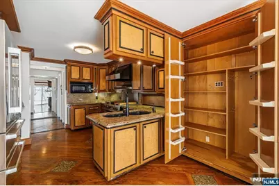 200 Old Palisade Road Th5 #TH5, Fort Lee, NJ 07024 - Photo 17