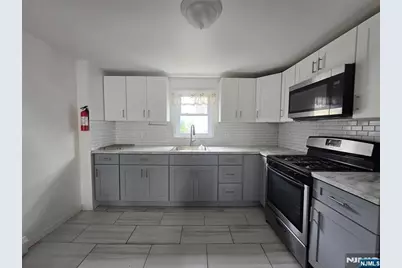 255 Jackson Avenue, Hackensack, NJ 07601 - Photo 3