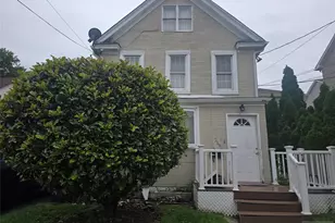 255 Jackson Ave, Hackensack, NJ 07601 - Photo 1