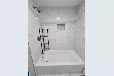 255 Jackson Avenue, Hackensack, NJ 07601 - Photo 13