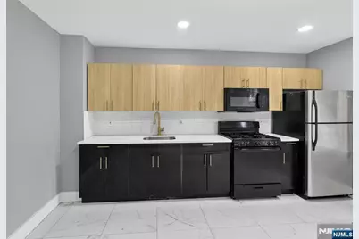 529 Clinton Street, East Orange, NJ 07018 - Photo 23