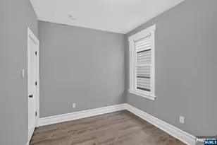 529 Clinton St, East Orange, NJ 07018 - Photo 17