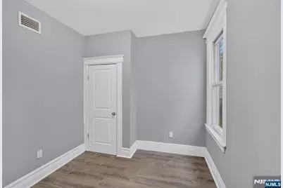 529 Clinton Street, East Orange, NJ 07018 - Photo 19