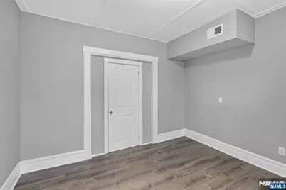 529 Clinton Street, East Orange, NJ 07018 - Photo 11