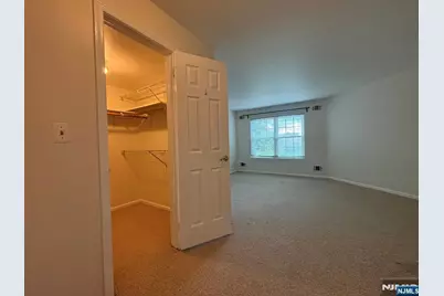 1530 Westgate Drive, Fort Lee, NJ 07024 - Photo 7