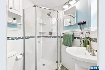 63 Madison Street 4 #4, Hoboken, NJ 07030 - Photo 15