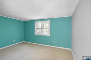 316 Grove St, New Milford, NJ 07646 - Photo 23