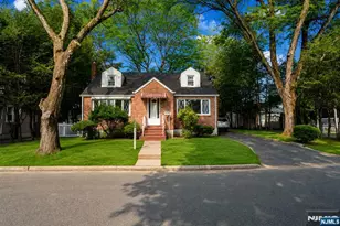 316 Grove St, New Milford, NJ 07646 - Photo 43