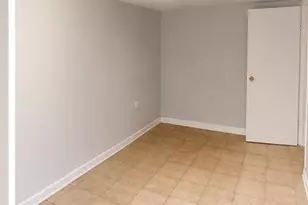 233 Jackson Ave, Hackensack, NJ 07601 - Photo 5