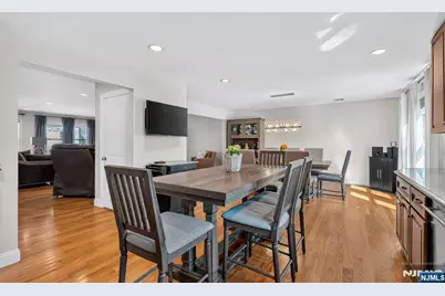 12 Washington Place A #A, Garfield, NJ 07026 - Photo 9
