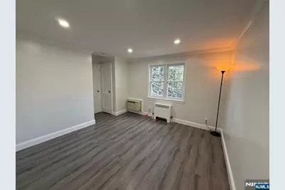 493 Union Avenue 2 #2, Rutherford, NJ 07070 - Photo 3