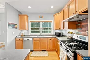 29 Riga Ct, Scotch Plains Township, NJ 07076 - Photo 9