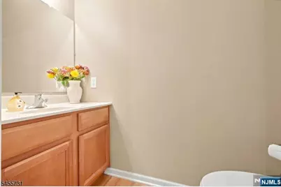 29 Riga Court, Scotch Plains Township, NJ 07076 - Photo 13