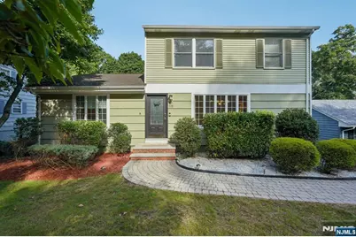 89 Minnehaha Boulevard, Oakland, NJ 07436 - Photo 1
