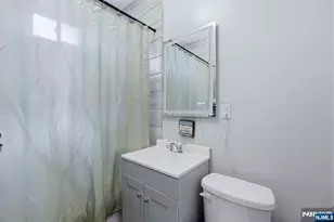 68 Halstead St, Newark, NJ 07106 - Photo 5