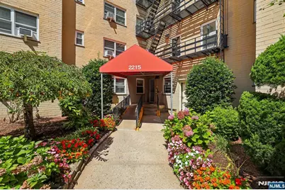 2215 Central 5D #5D, Fort Lee, NJ 07024 - Photo 15