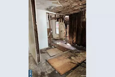 38 Sunset Avenue, Newark, NJ 07106 - Photo 7