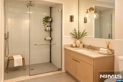 9 Somerset Lane 308 #308, Edgewater, NJ 07020 - Photo 7