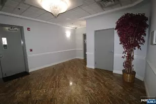 411-419 Chestnut 3C, Newark, NJ 07105 - Photo 25