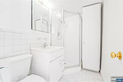 2185 Lemoine 5B #5B, Fort Lee, NJ 07024 - Photo 9