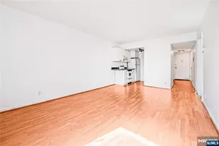 2185 Lemoine 5B, Fort Lee, NJ 07024 - Photo 5