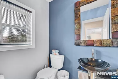 376 Riverside Avenue, Rutherford, NJ 07070 - Photo 19
