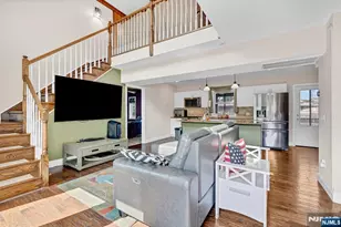 376 Riverside Ave, Rutherford, NJ 07070 - Photo 3