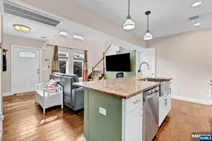 376 Riverside Ave, Rutherford, NJ 07070 - Photo 9