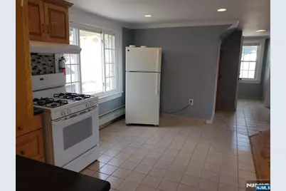 410 N 9th Street 2 #2, Prospect Park, NJ 07508 - Photo 5