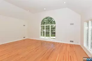 3 Split Rock Rd, Upper Saddle River, NJ 07458 - Photo 19