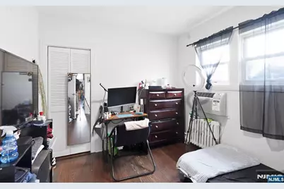 168 Garden Avenue, Belleville, NJ 07109 - Photo 15