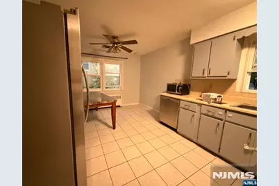 55 Poplar Avenue, Little Ferry, NJ 07643 - Photo 3