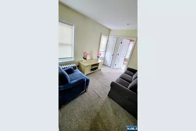 31 Hedden Terrace 2nd Floor #2nd floor, North Arlington, NJ 07031 - Photo 9