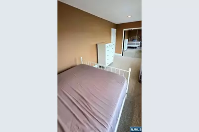 31 Hedden Terrace 2nd Floor #2nd floor, North Arlington, NJ 07031 - Photo 15