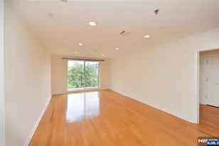 659 1st Street 413, Hoboken, NJ 07030 - Photo 3
