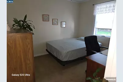 569 Center Avenue, River Edge, NJ 07661 - Photo 11
