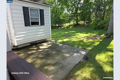 569 Center Avenue, River Edge, NJ 07661 - Photo 23