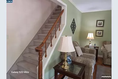 569 Center Avenue, River Edge, NJ 07661 - Photo 5
